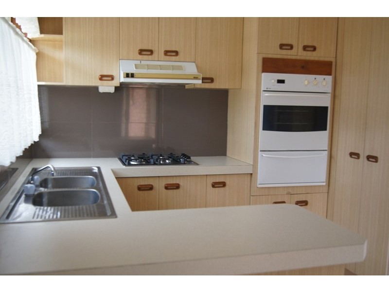 4/11-13 Fitzpatrick Drive, Altona Meadows VIC 3028