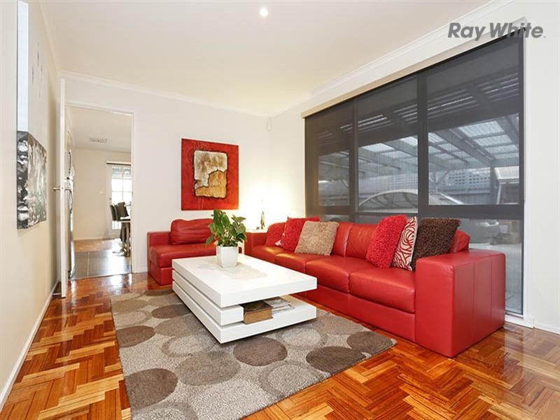 13 Canonbury Circle, Seabrook VIC 3028