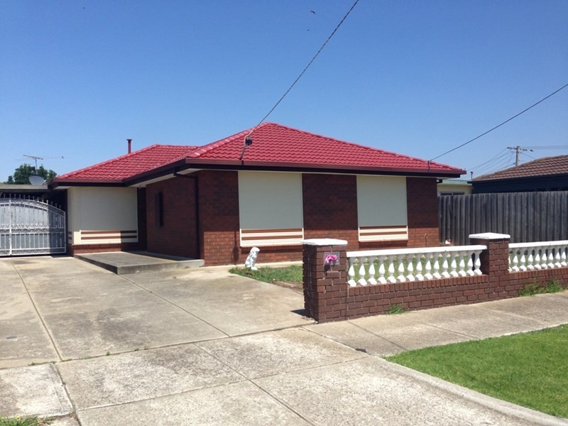 12 WARD Court, Altona Meadows VIC 3028