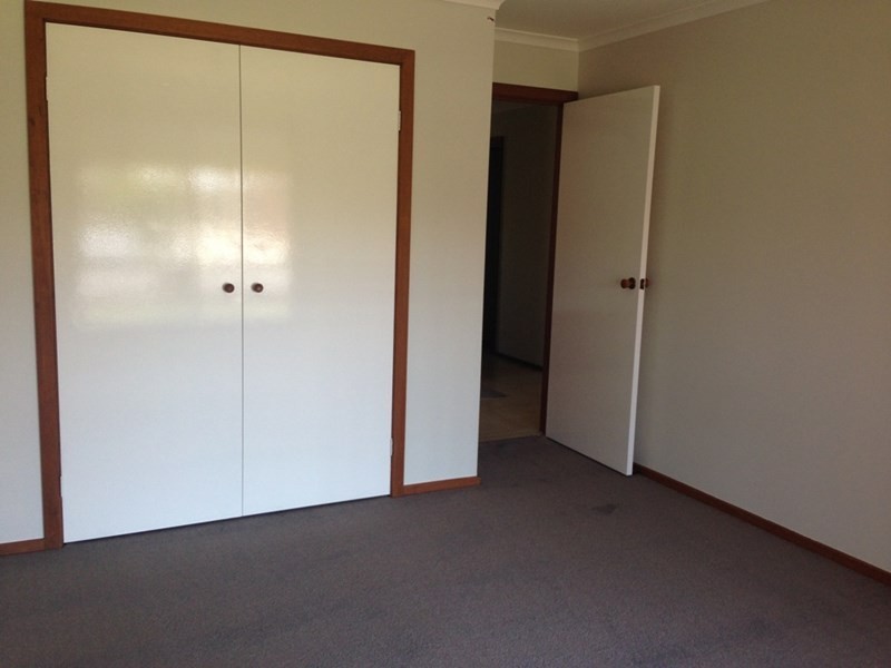 12 WARD Court, Altona Meadows VIC 3028