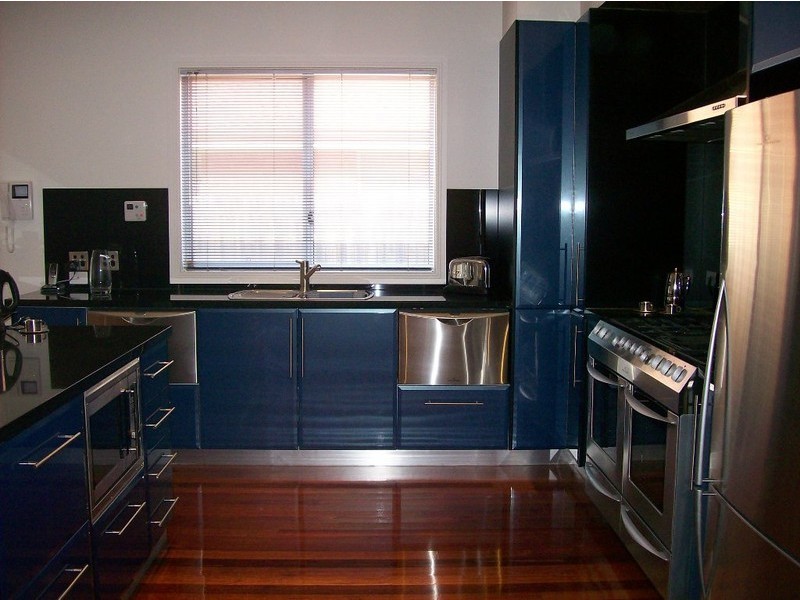 6 Reddrop Court, Altona Meadows VIC 3028