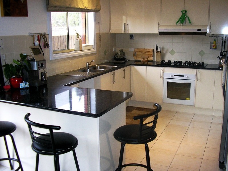 33 Deakin Street, Maidstone VIC 3012