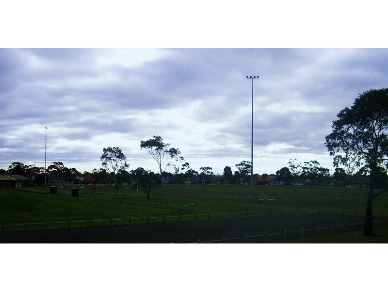 33 Deakin Street, Maidstone VIC 3012