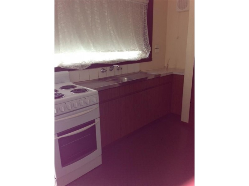 1/59 Simmons Drive, Altona VIC 3018