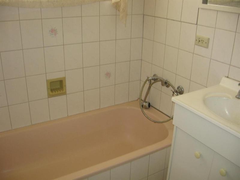 1/27 Triholm Avenue, Laverton VIC 3028