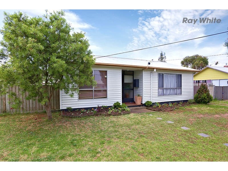 7 Eaton Parade, Laverton VIC 3028