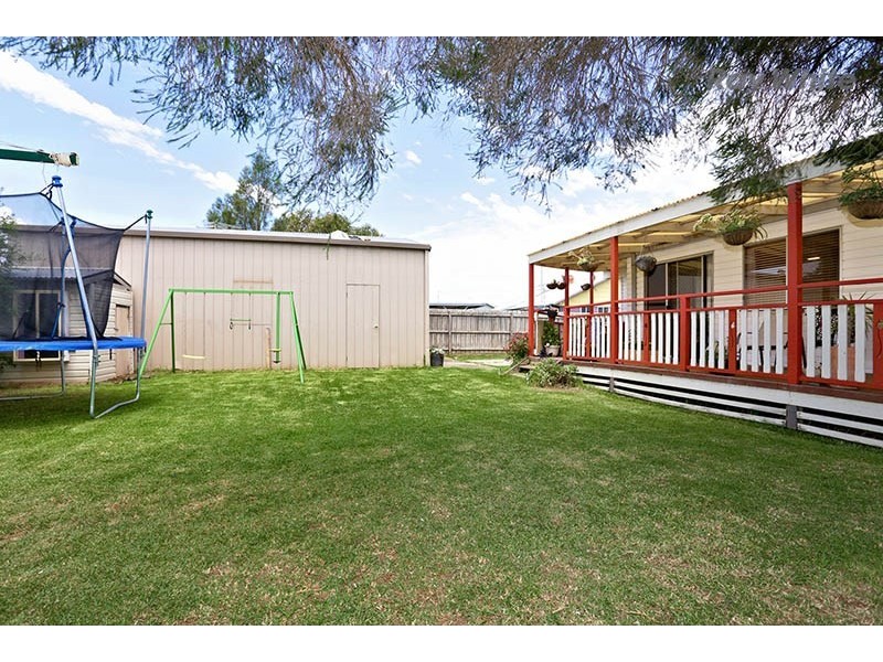7 Eaton Parade, Laverton VIC 3028