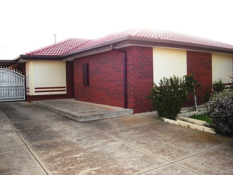 12 WARD Court, Altona Meadows VIC 3028