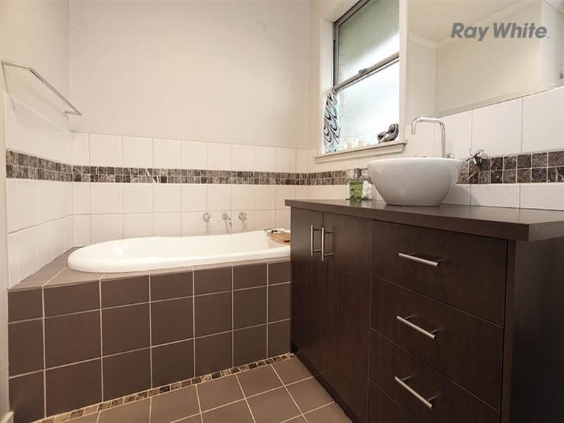 11 Tarran Street, Laverton VIC 3028