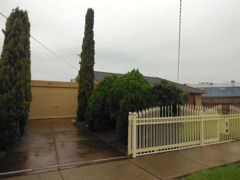 124 Mossfiel Drive, Hoppers Crossing VIC 3029