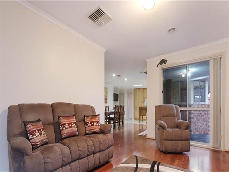 29 Winfield Drive, Kurunjang VIC 3337