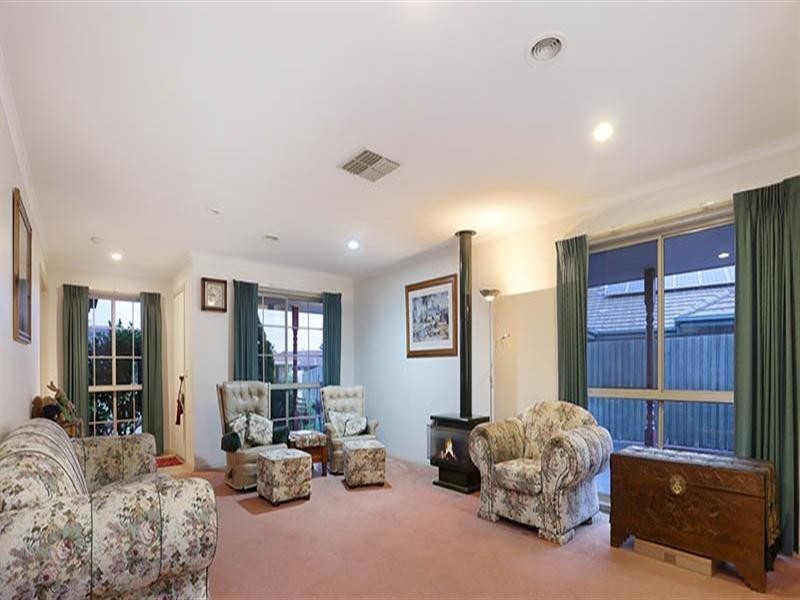 29 Winfield Drive, Kurunjang VIC 3337