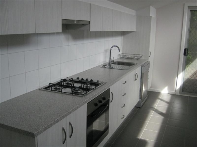 36 Barnett Street, Kensington VIC 3031