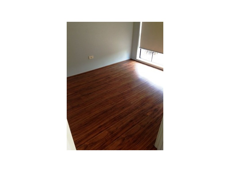 13 SNOWBUSH Terrace, Point Cook VIC 3030