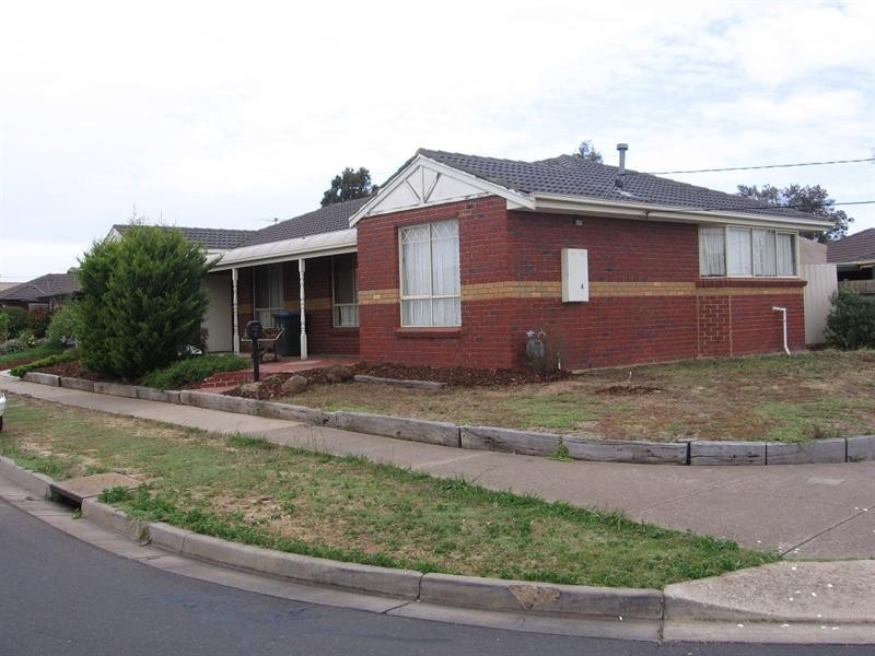 4 QUARRION Court, Hoppers Crossing VIC 3029