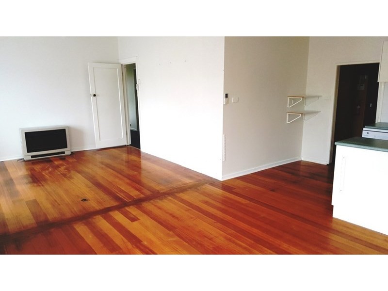 123 RAILWAY Avenue, Laverton VIC 3028