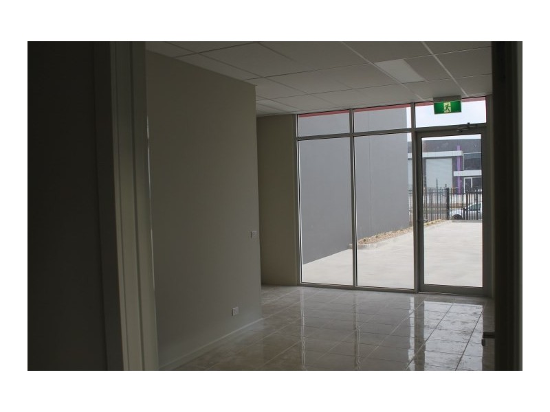 1/12-14 Freight Road, Ravenhall VIC 3023