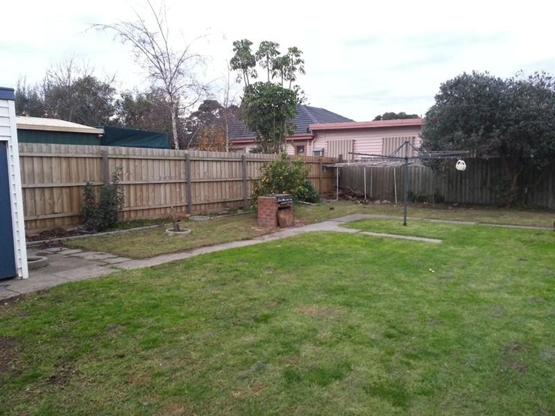 11 Dempster Street, West Footscray VIC 3012