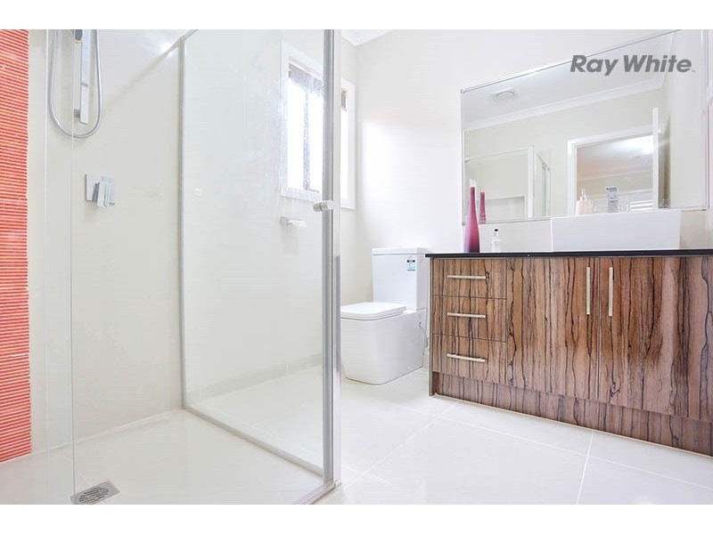 16 Barnsbury Road, Wyndham Vale VIC 3024