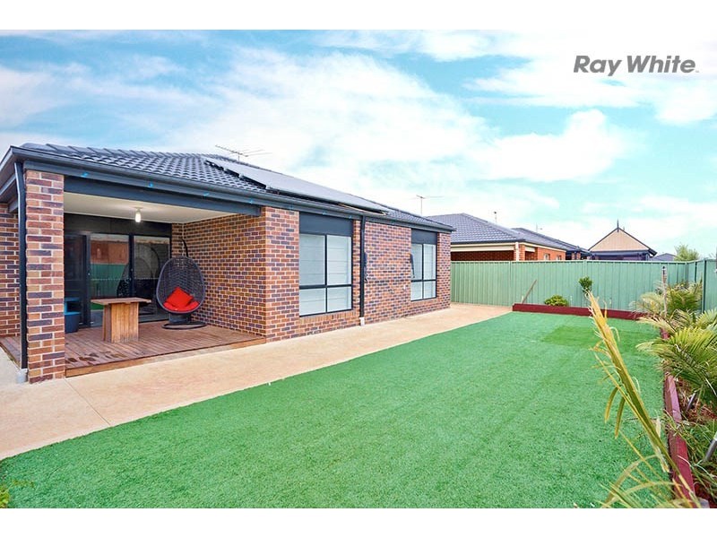 16 Barnsbury Road, Wyndham Vale VIC 3024