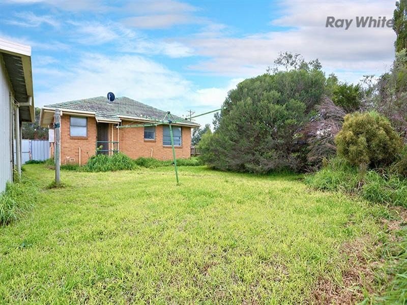 20 Cropley Crescent, Laverton VIC 3028