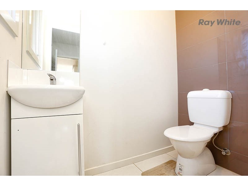 1/7 Armstrong Street, Laverton VIC 3028