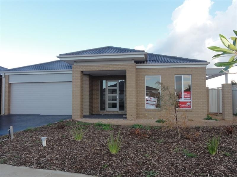 51 Higgins Way, Truganina VIC 3029