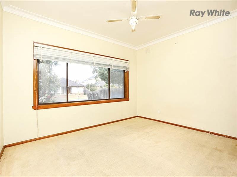 207 Civic Parade, Altona VIC 3018