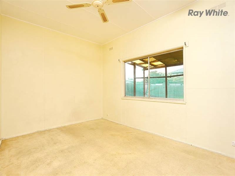 207 Civic Parade, Altona VIC 3018