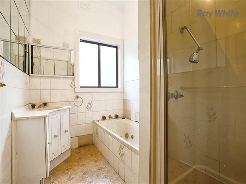 207 Civic Parade, Altona VIC 3018