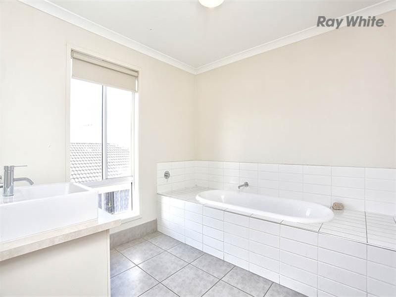 5 Sabine Way, Tarneit VIC 3029