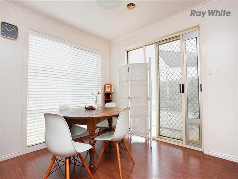 5 Waratah Drive, Altona Meadows VIC 3028