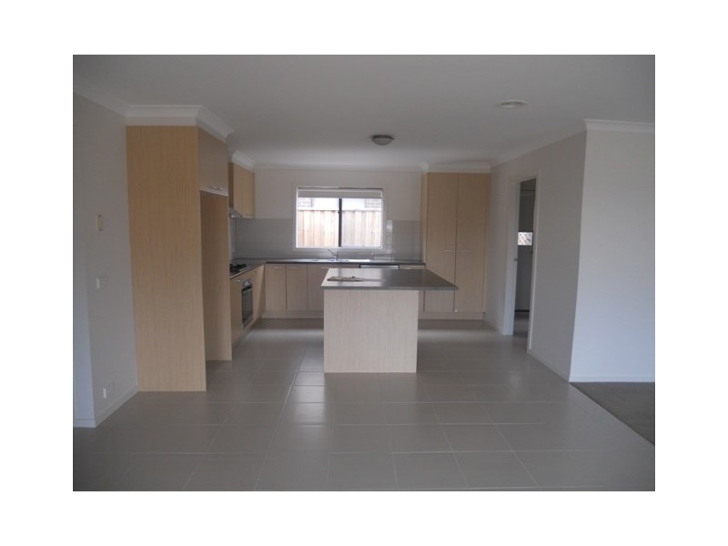 21 Dromana Way, Truganina VIC 3029