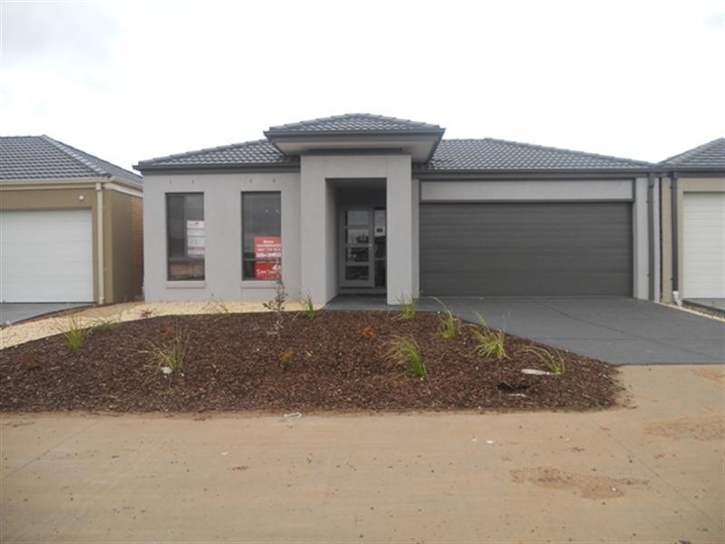 21 Canunda Way, Tarneit VIC 3029