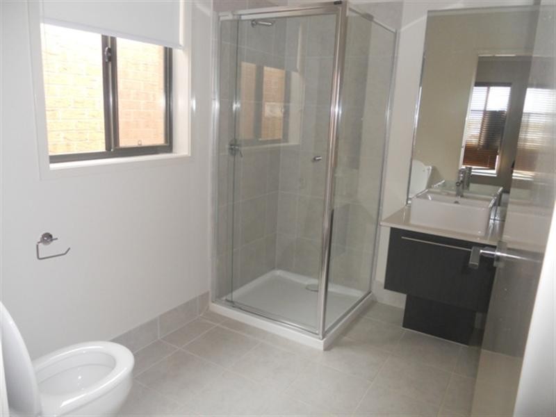 21 Canunda Way, Tarneit VIC 3029