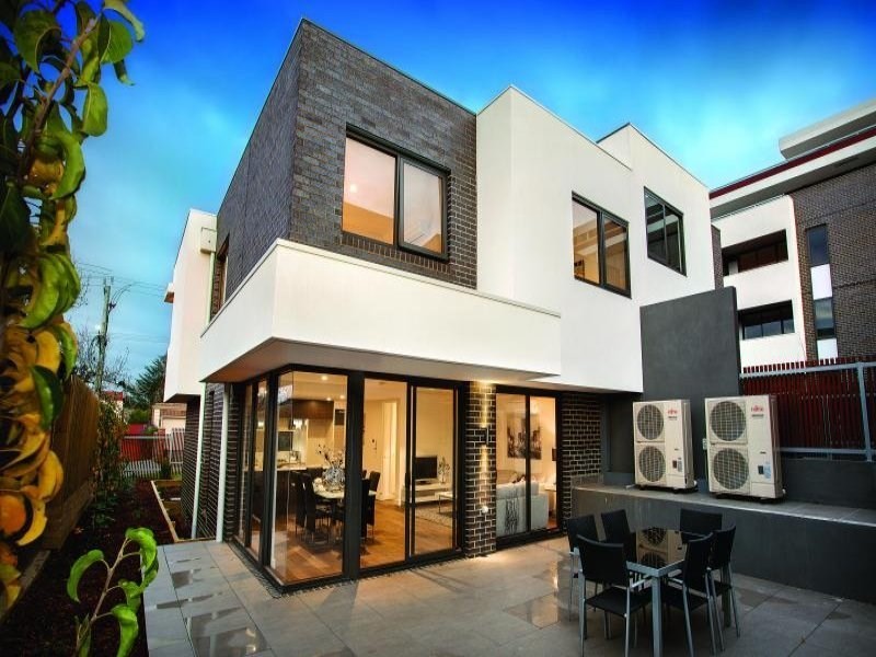 T1/2A Percy Street, Balwyn VIC 3103