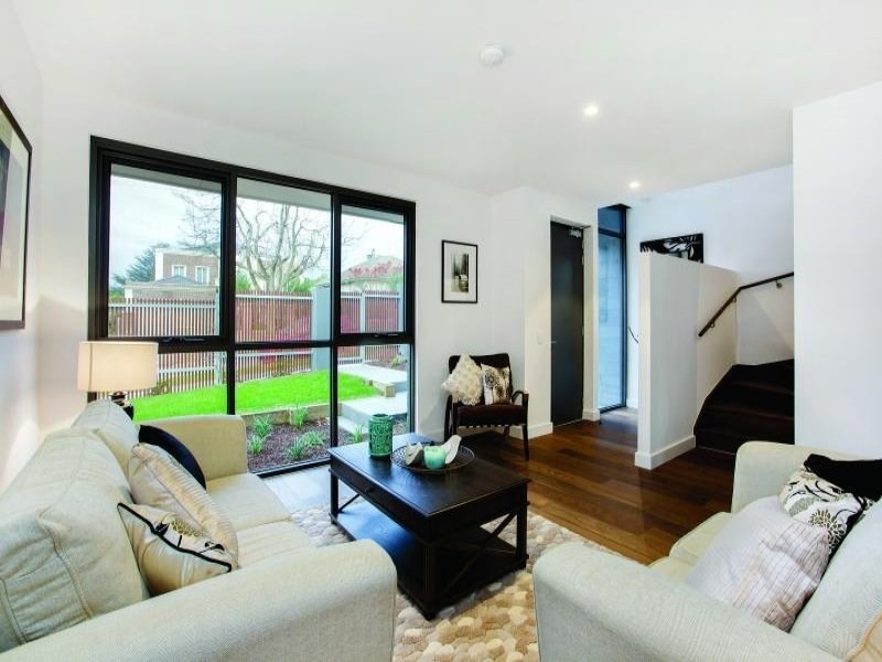 T1/2A Percy Street, Balwyn VIC 3103