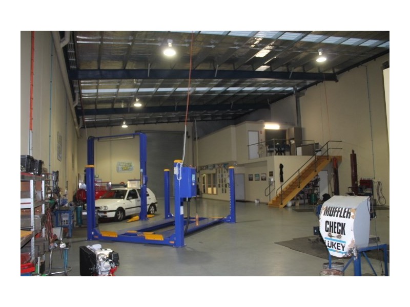 2/216 Blackshaws Road, Altona North VIC 3025