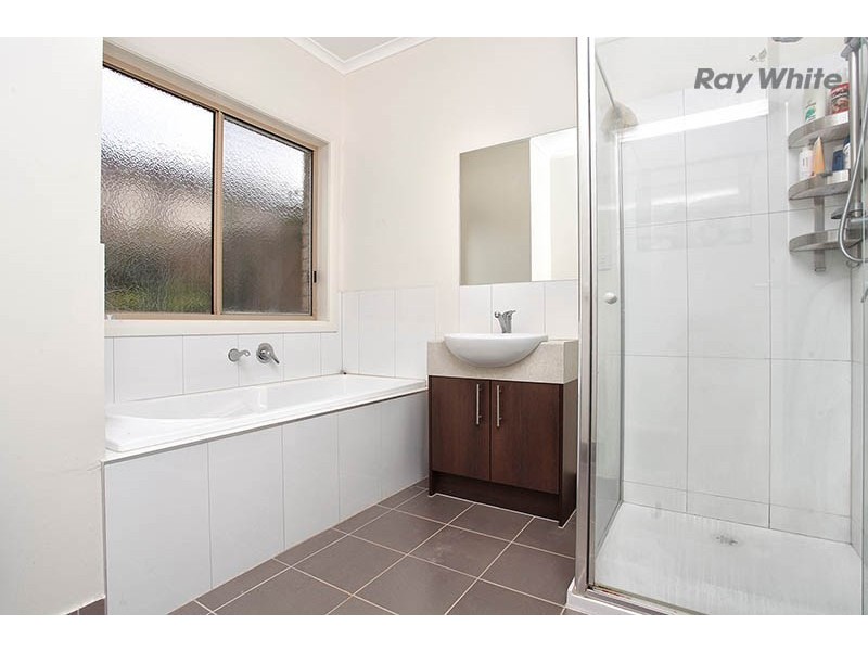 1/68 Westmeadows Lane, Truganina VIC 3029