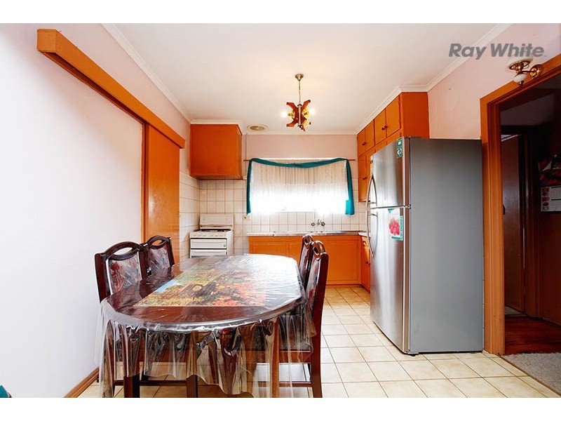 13 Williams Road, Laverton VIC 3028