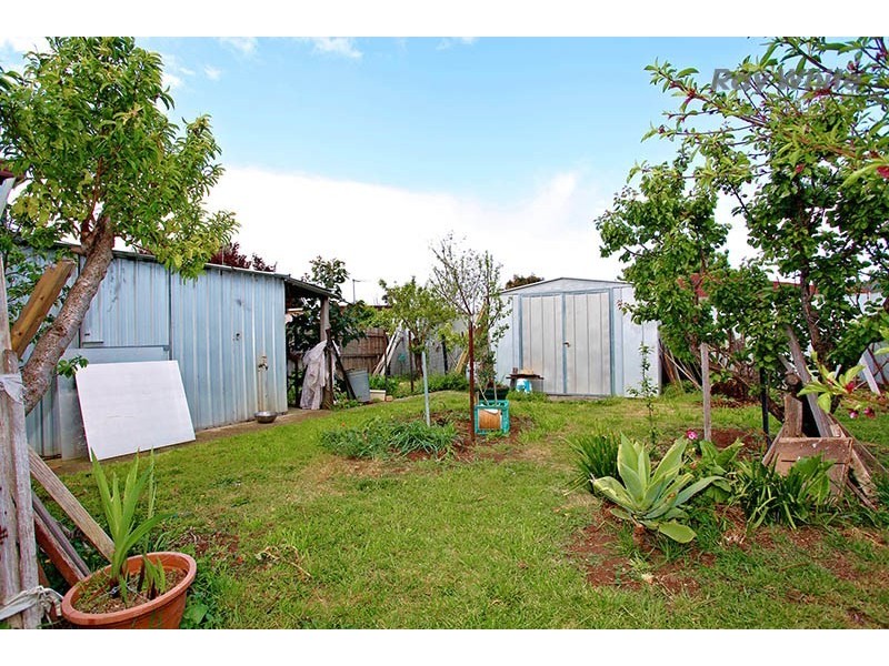 13 Williams Road, Laverton VIC 3028