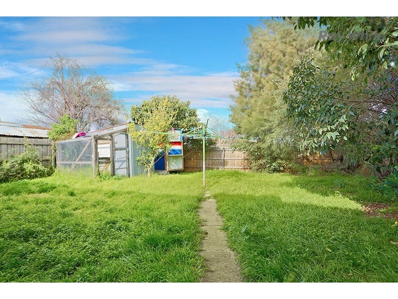 12 Chirnside Crescent, Laverton VIC 3028