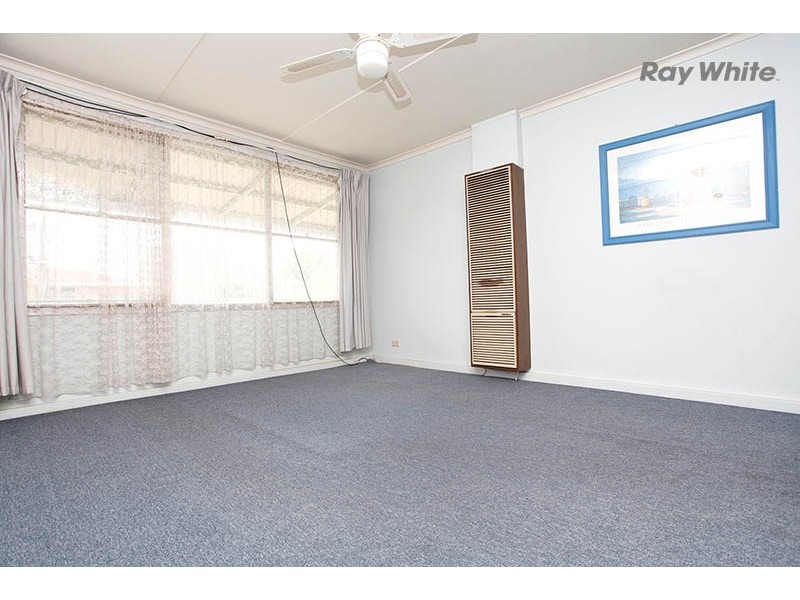 4 Hillman Street, Laverton VIC 3028