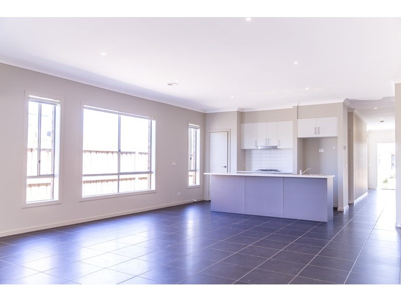9 Rodeo Grove, Point Cook VIC 3030