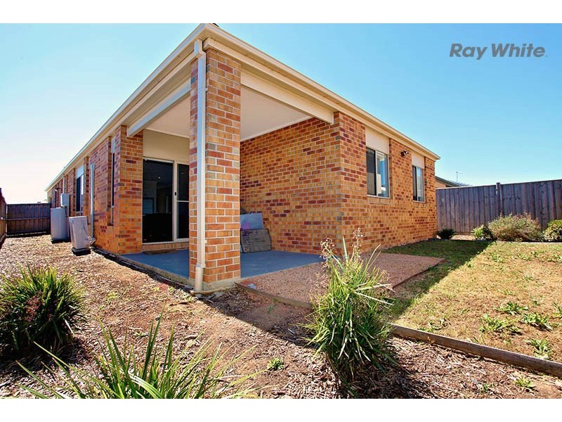 9 Rodeo Grove, Point Cook VIC 3030