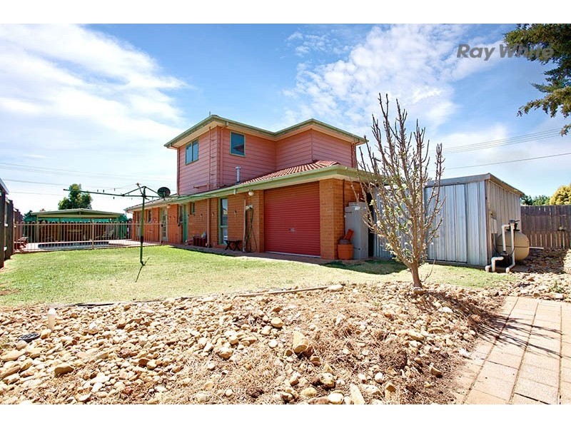 16 Catherine Road, Seabrook VIC 3028