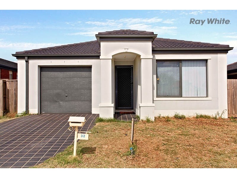 32 Hamish Drive, Tarneit VIC 3029