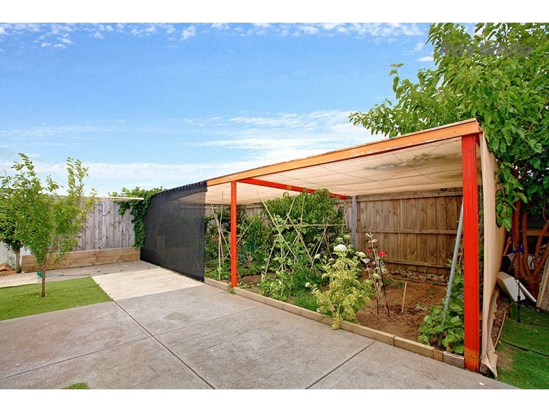 69 James Cook Drive, Truganina VIC 3029