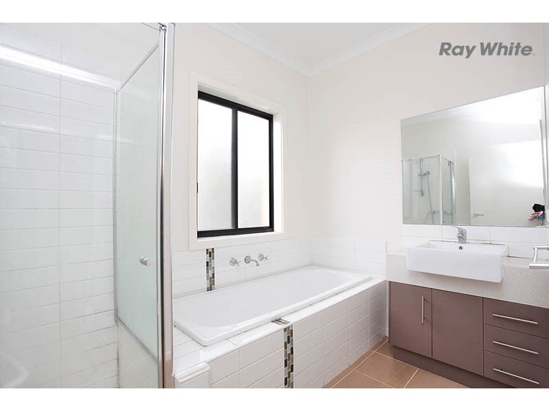 69 James Cook Drive, Truganina VIC 3029