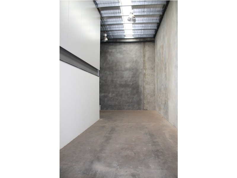 18/22-30 Wallace Avenue, Point Cook VIC 3030